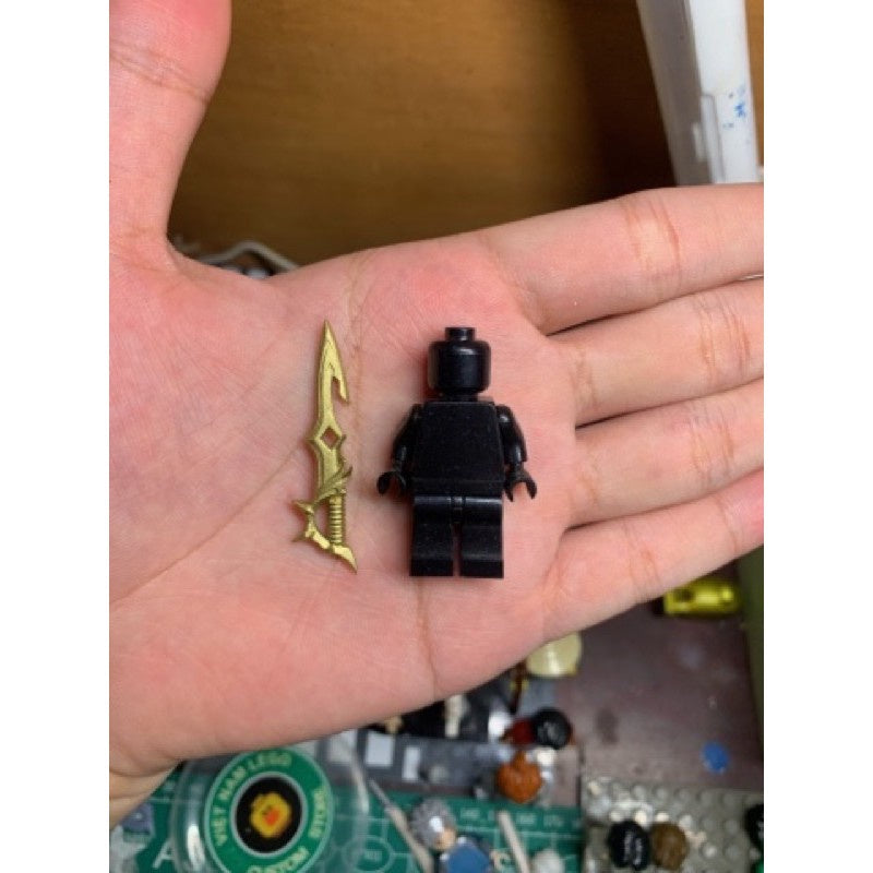 Minifigures Accessory: Chide Water Weapon (Genshin Impact)